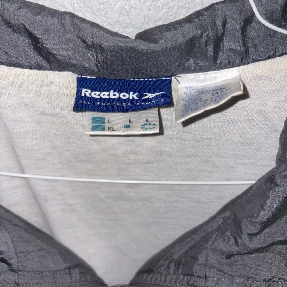 Vintage 80’s Reebok Men's Gray and Blue Jacket - Picture 3 of 3